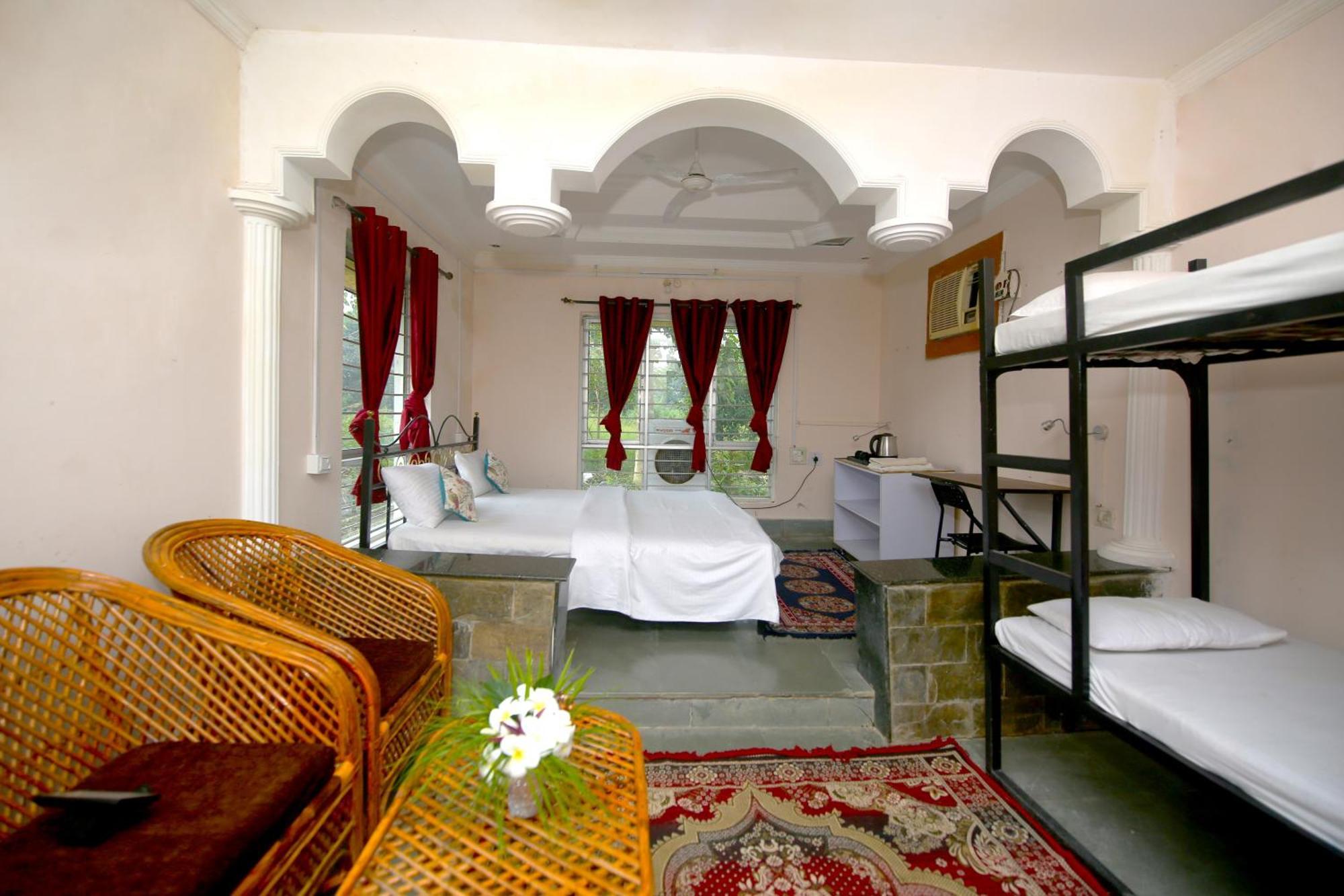 Dhanwār Tribal Wood Resort מראה חיצוני תמונה