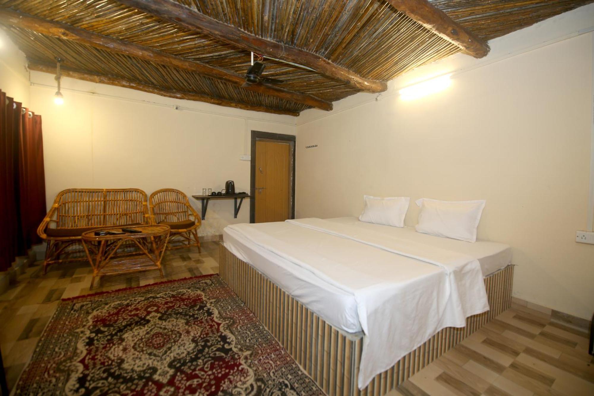 Dhanwār Tribal Wood Resort מראה חיצוני תמונה