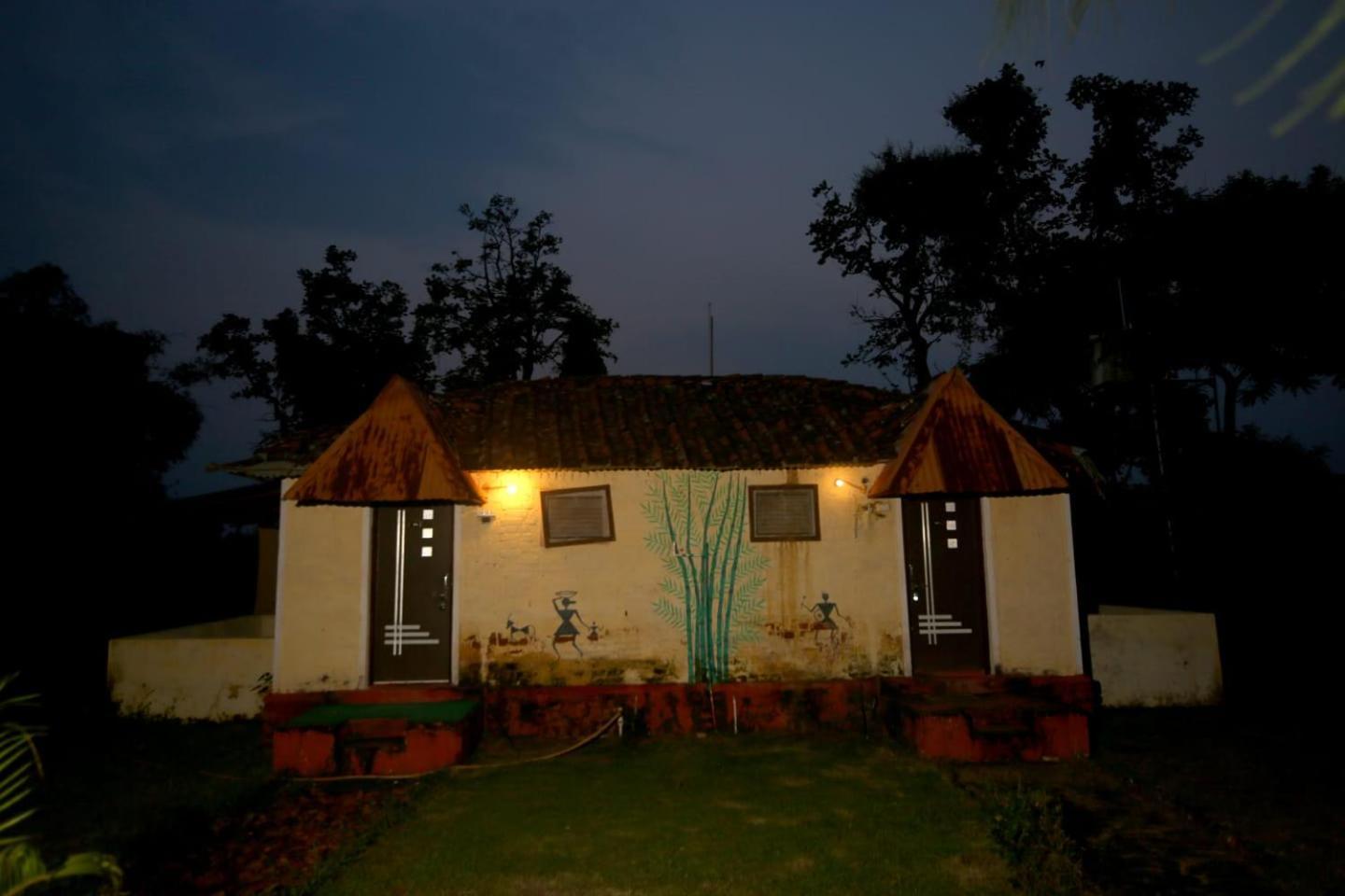 Dhanwār Tribal Wood Resort מראה חיצוני תמונה